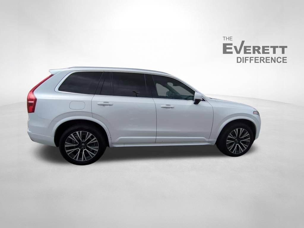 Used 2021 Volvo XC90 T6 Momentum AWD/4WD image 3