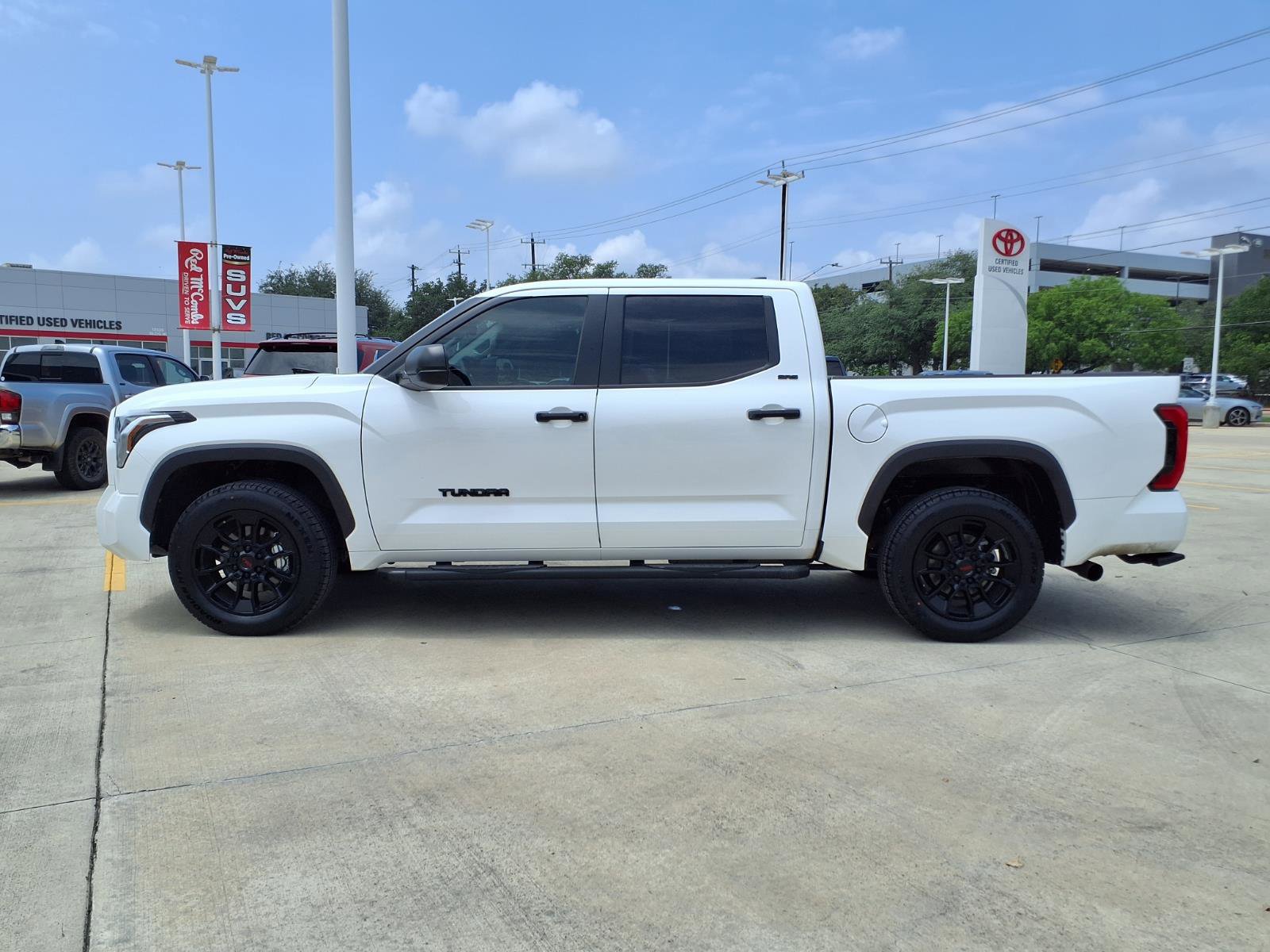 Used 2024 Toyota Tundra SR5 RWD image 8