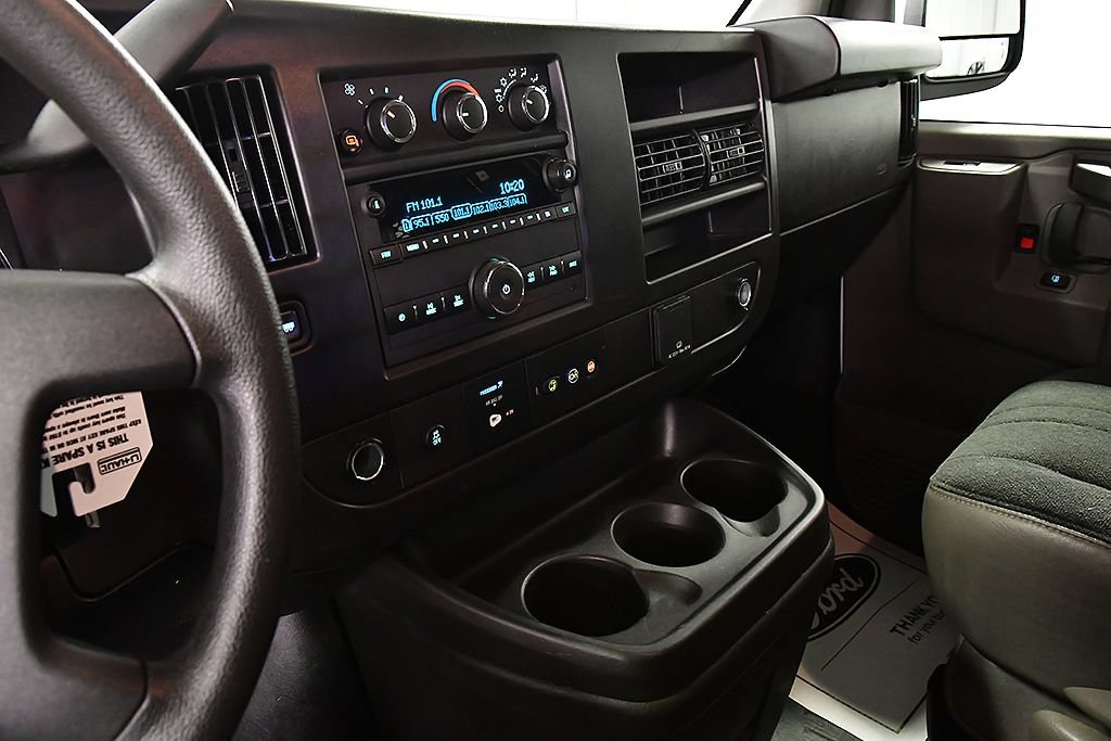 Used 2025 GMC Savana 2500 w/ Driver Convenience Package RWD image 18