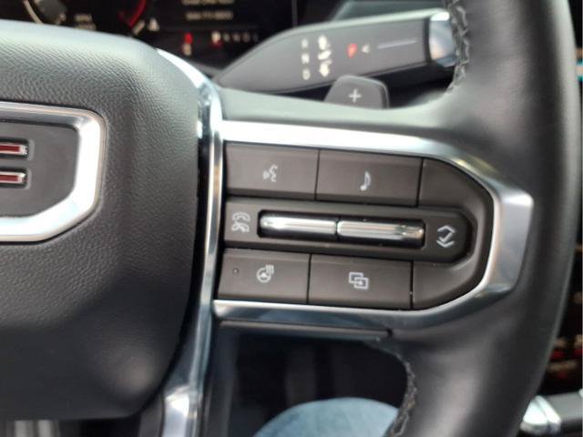 Used 2026 GMC Acadia Elevation FWD image 16