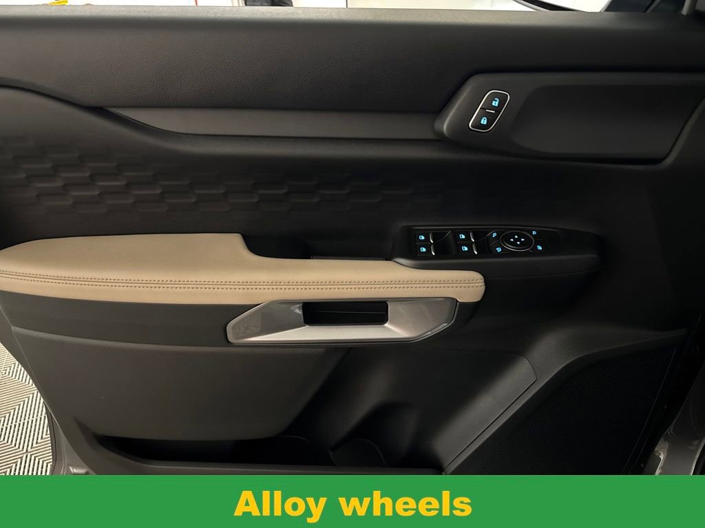 New 2025 Ford Ranger XLT w/ Equipment Group 301A High image 17