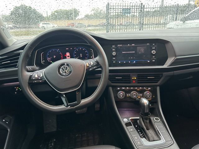 Used 2021 Volkswagen Jetta SEL image 9