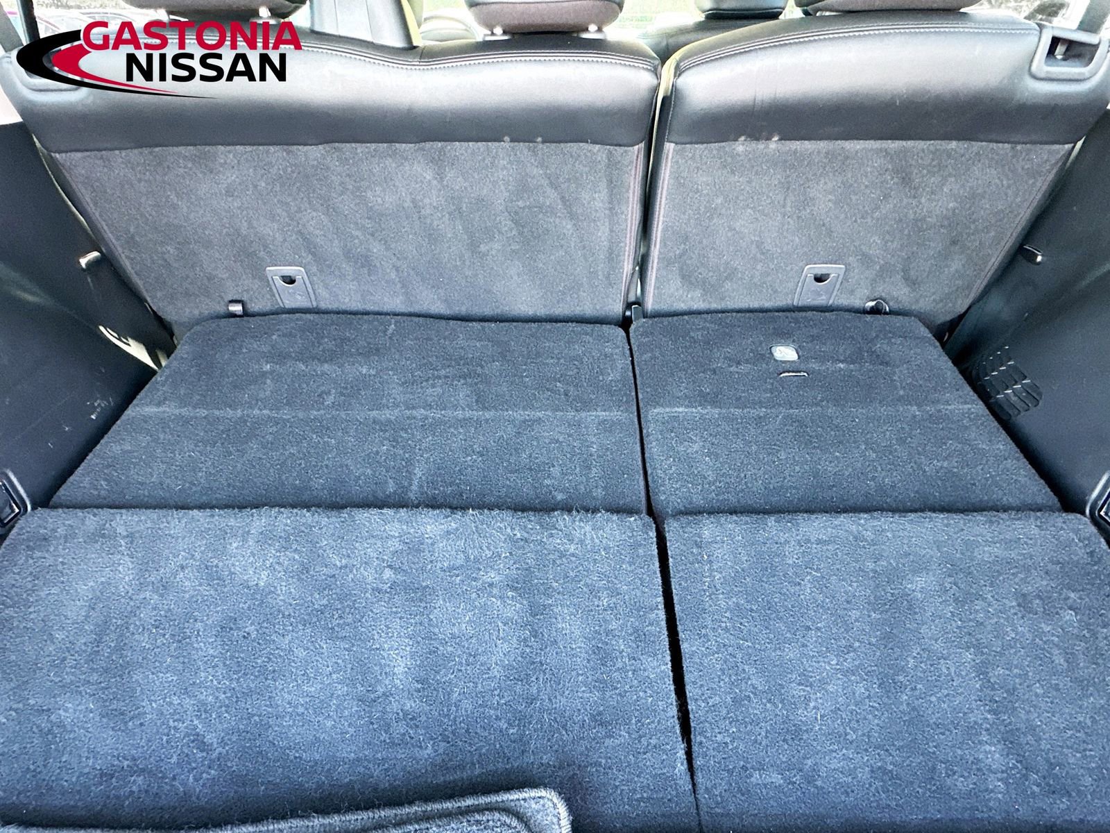 Used 2024 Nissan Armada SV AWD/4WD image 36