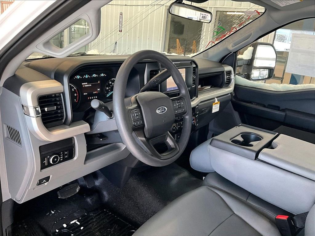 New 2026 Ford F250 XL w/ XL Chrome Package image 9