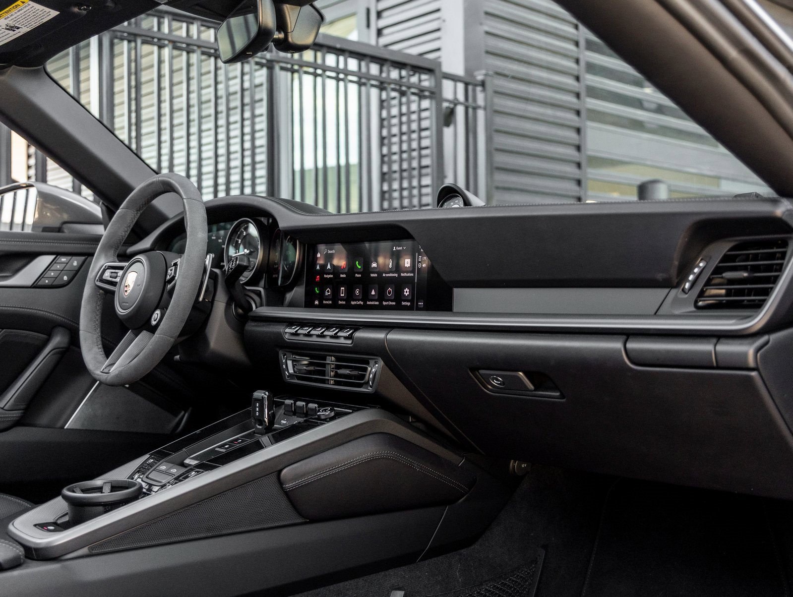 Used 2024 Porsche 911 Targa 4S w/ Premium Package image 35