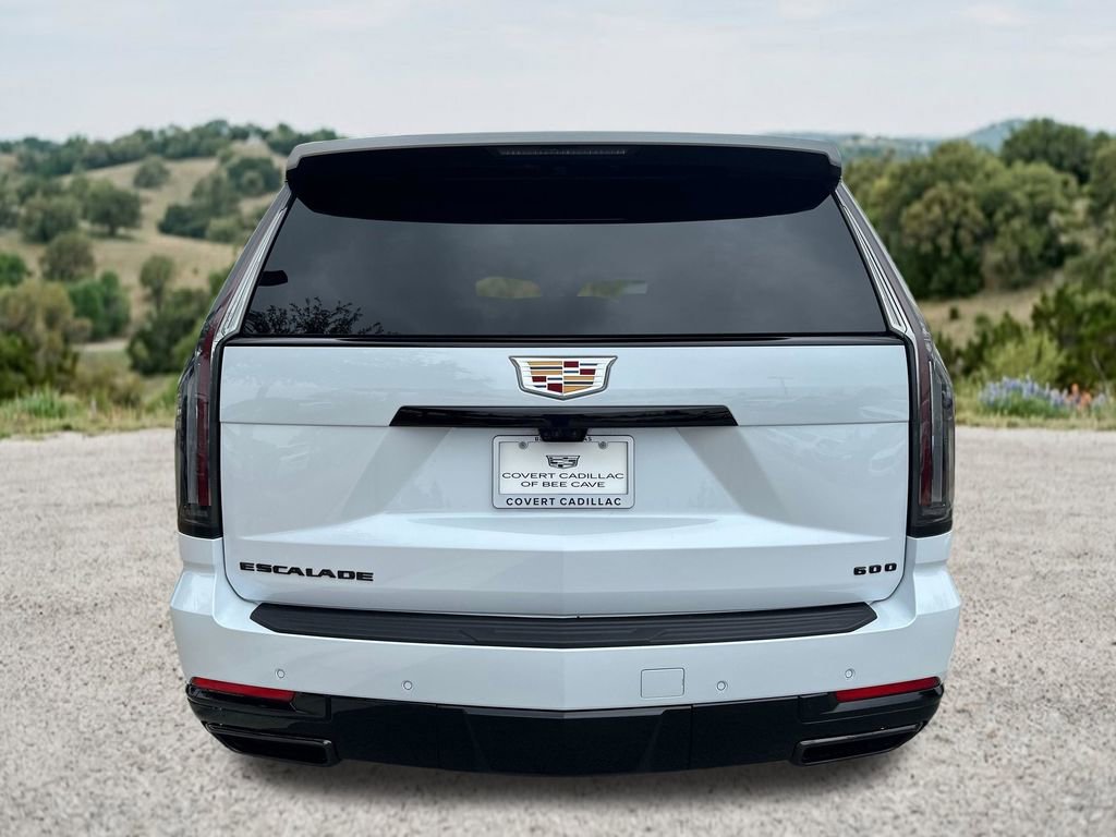 Used 2026 Cadillac Escalade Platinum Sport w/ LPO, Floor Liner Package AWD/4WD image 9
