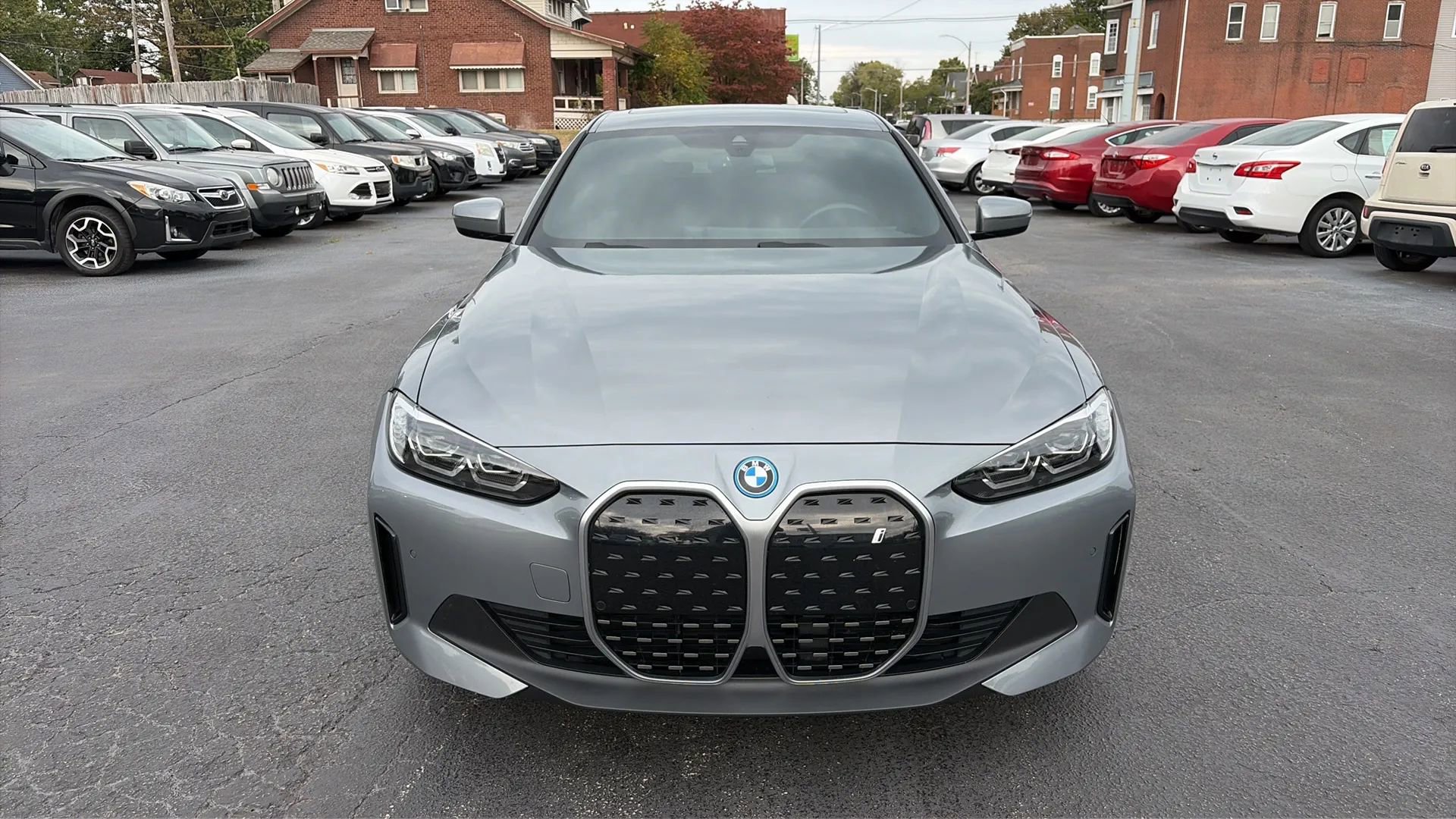 Used 2022 BMW i4 eDrive40 w/ Premium Package image 2
