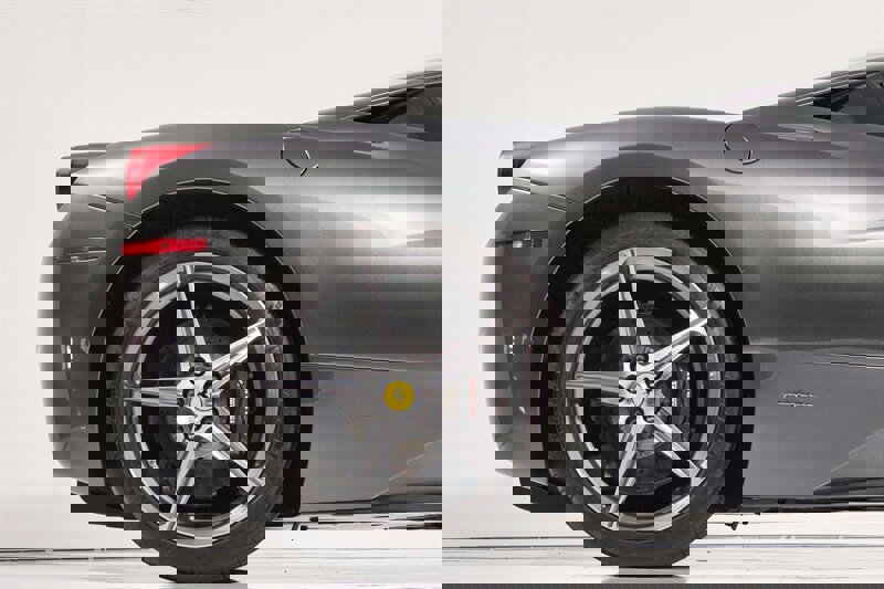 Used 2013 Ferrari 458 Italia Coupe RWD image 12