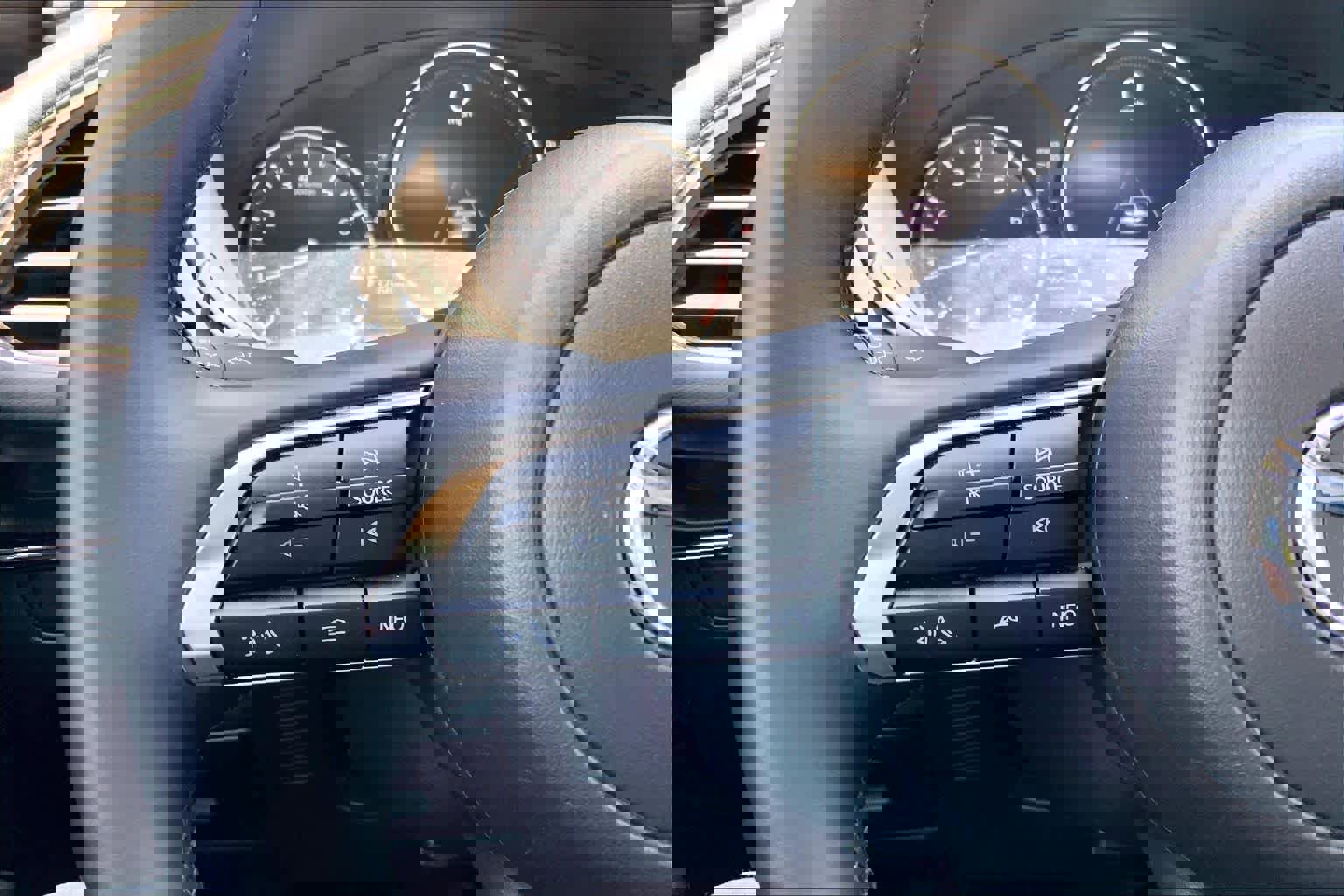 Used 2025 MAZDA MAZDA3 s image 23