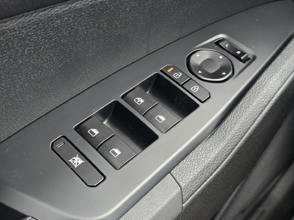 New 2027 Kia Sportage LX FWD image 29