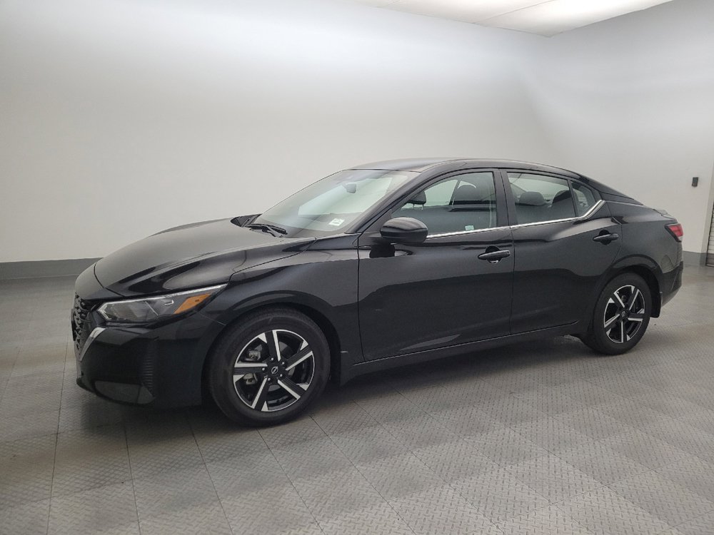 Used 2025 Nissan Sentra SV w/ Trunk Package FWD image 2