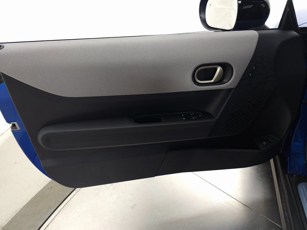 Used 2025 MINI Cooper S FWD image 9