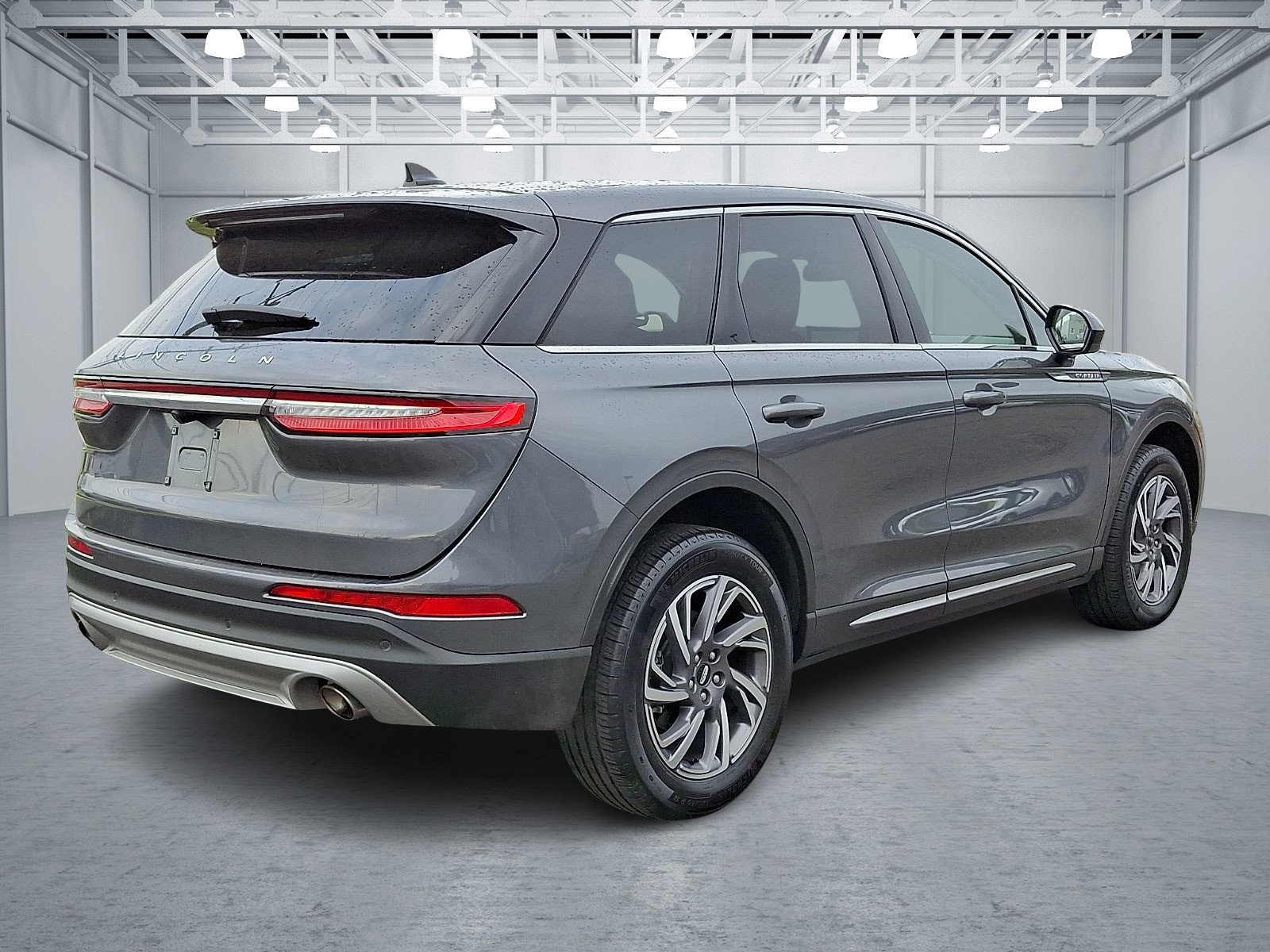 Used 2023 Lincoln Corsair AWD image 6