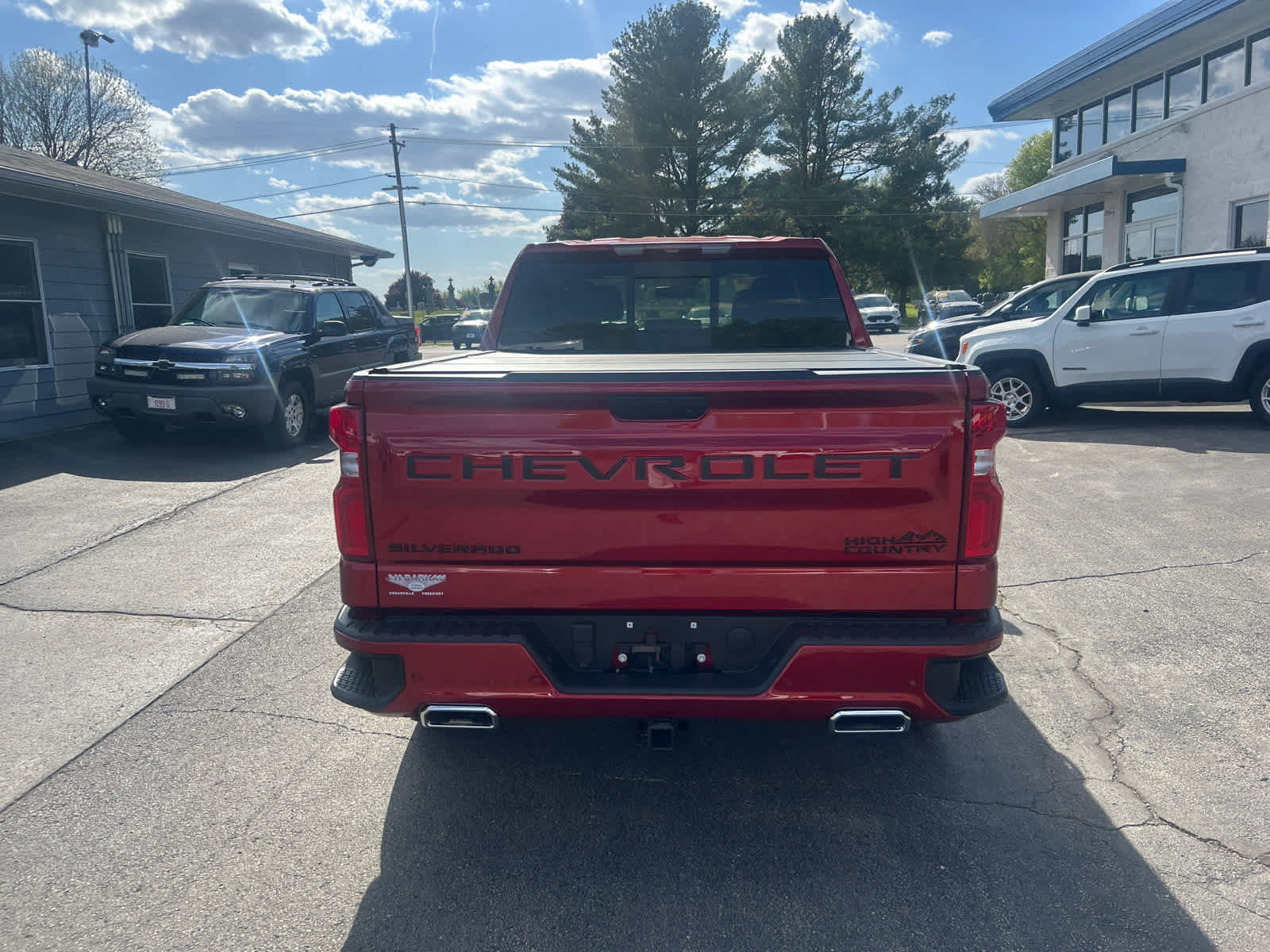 Used 2022 Chevrolet Silverado 1500 High Country w/ LPO, Dark Essentials Package AWD/4WD image 6