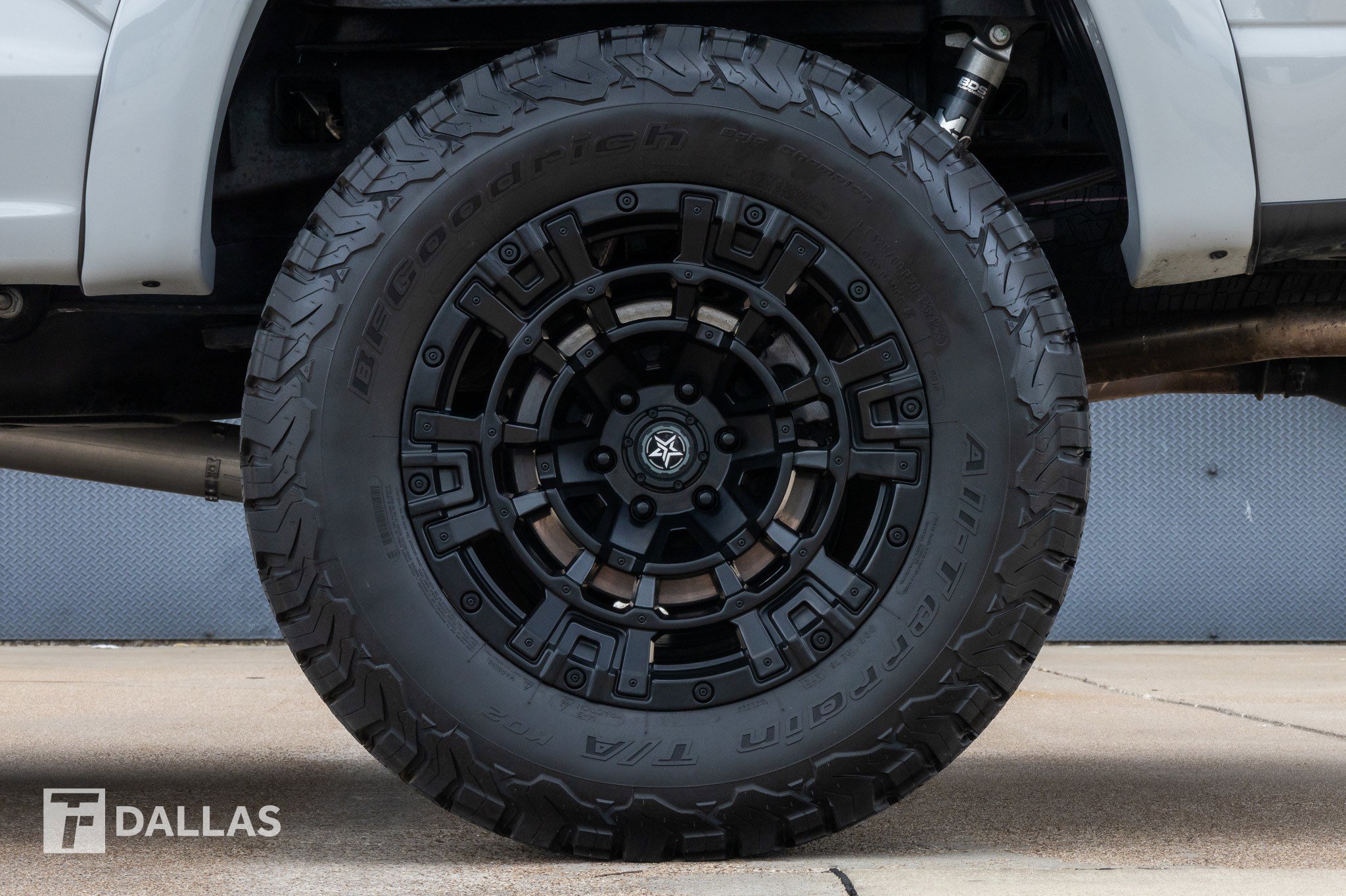 Used 2023 Ford F150 Lariat w/ Equipment Group 502A High image 10