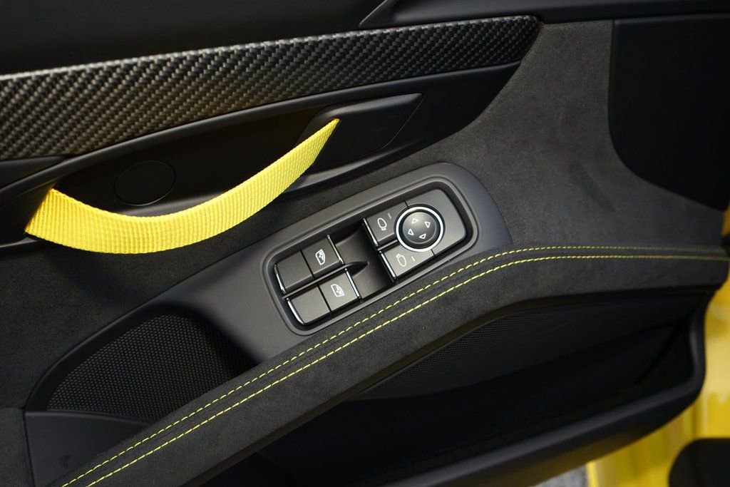 Used 2025 Porsche 718 Boxster Spyder RS image 25