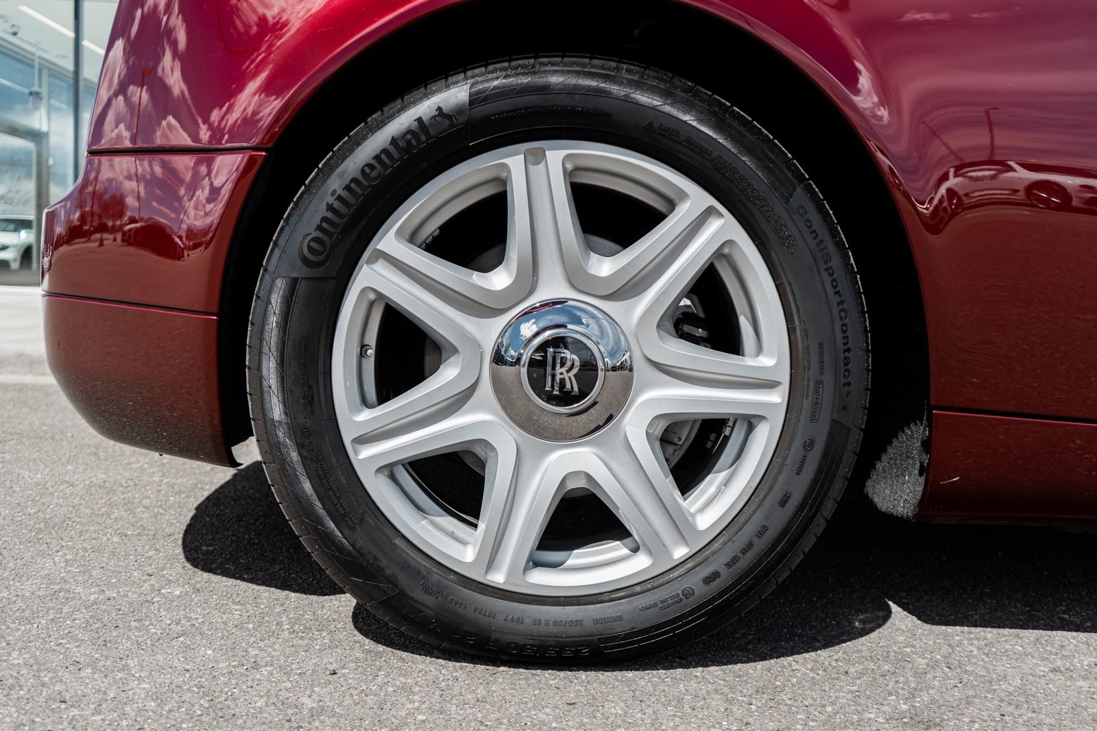 Used 2010 Rolls-Royce Phantom Drophead Coupe image 6