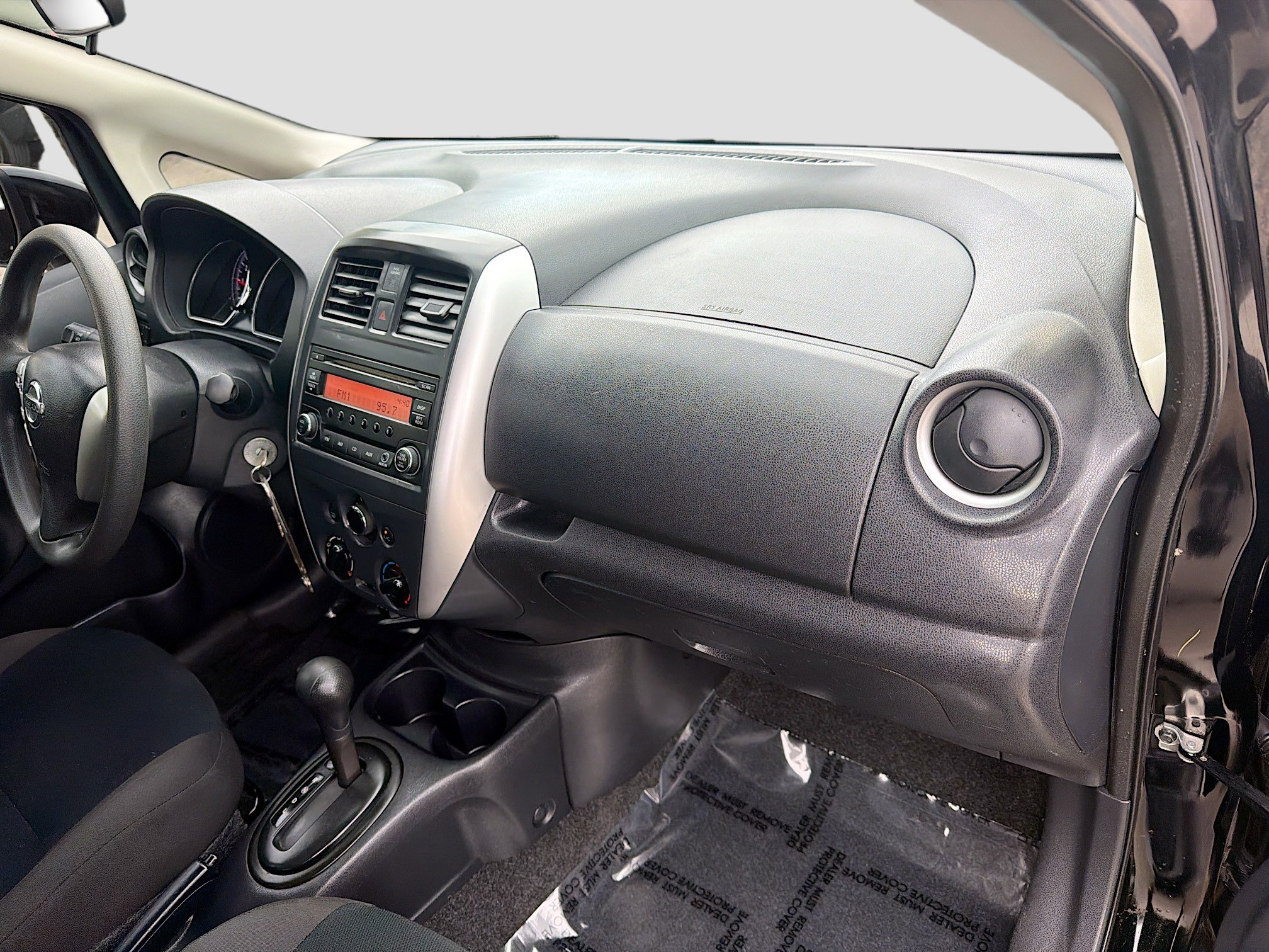 Used 2015 Nissan Versa Note S Plus image 30