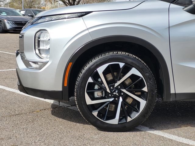 Used 2022 Mitsubishi Outlander ES image 6