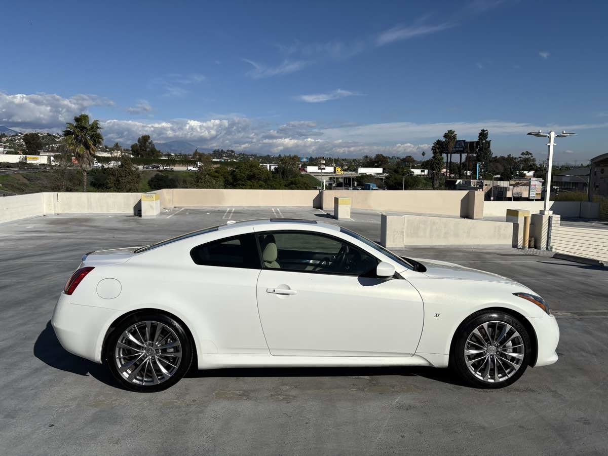 Used 2014 INFINITI Q60 Journey w/ Premium Package image 39