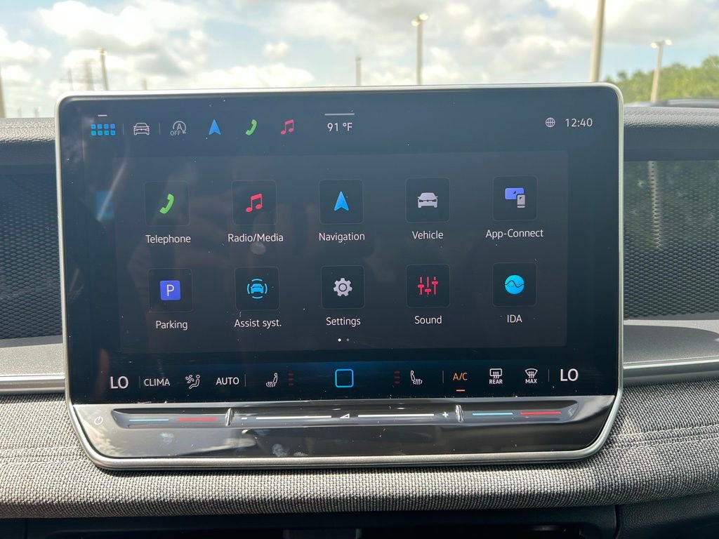 Used 2025 Volkswagen Tiguan S image 9