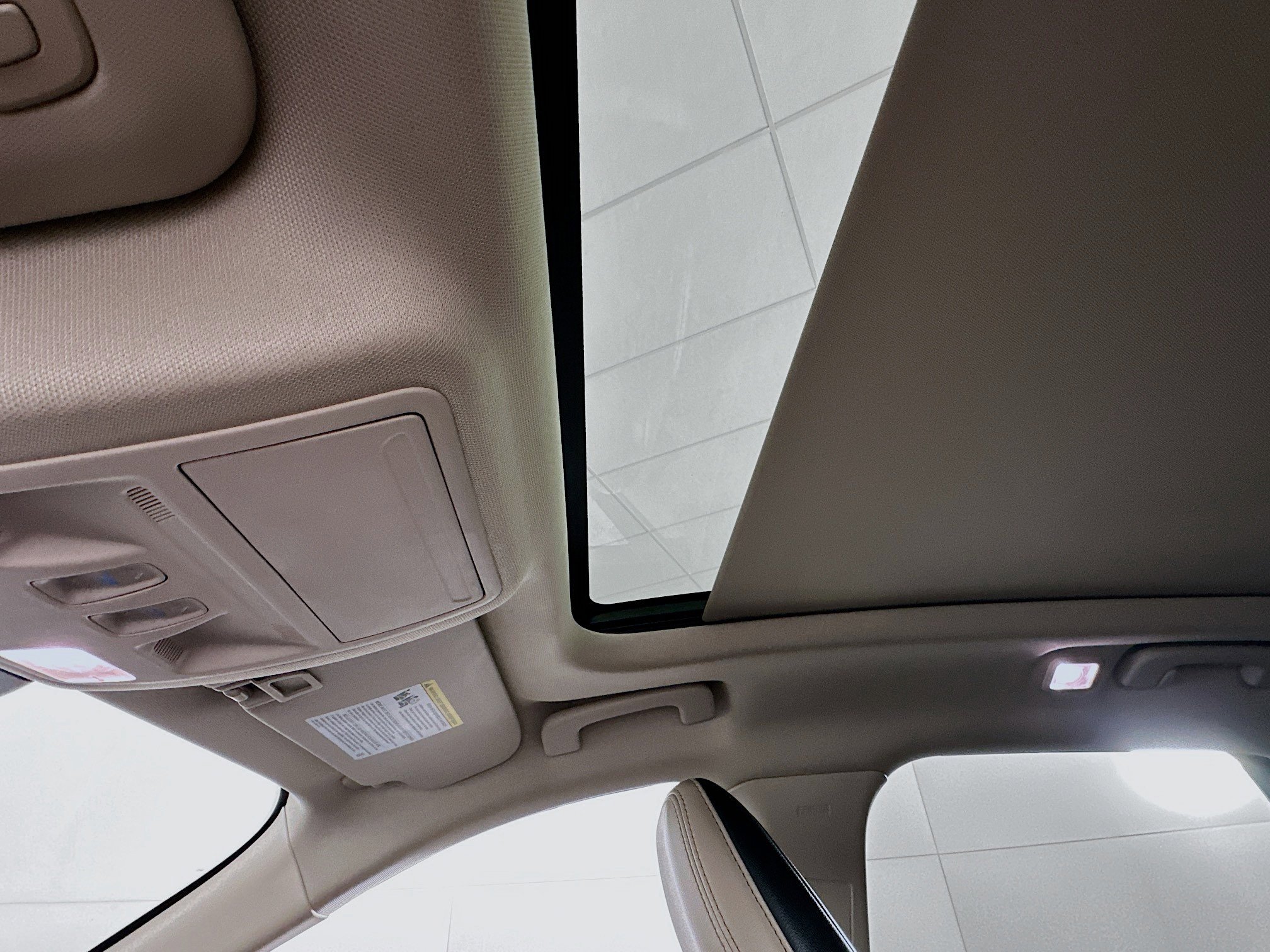 Used 2020 Ford Escape Titanium image 26