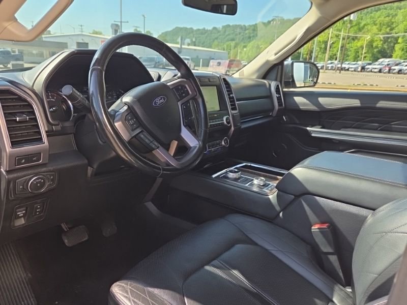Used 2020 Ford Expedition Platinum AWD/4WD image 12