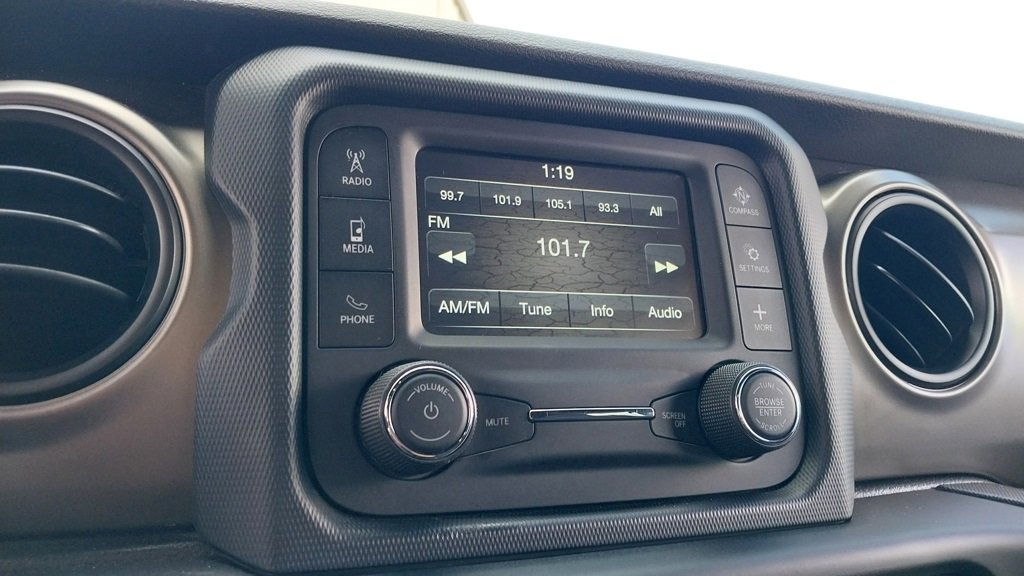 Used 2019 Jeep Wrangler Unlimited Sport S image 23