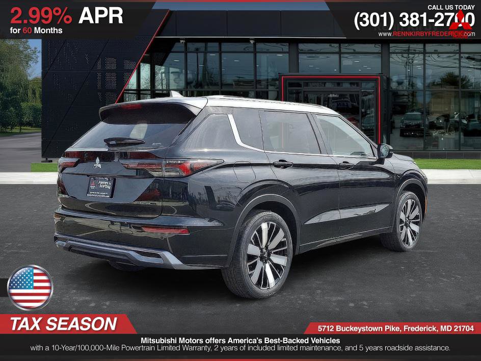 Used 2025 Mitsubishi Outlander AWD image 4