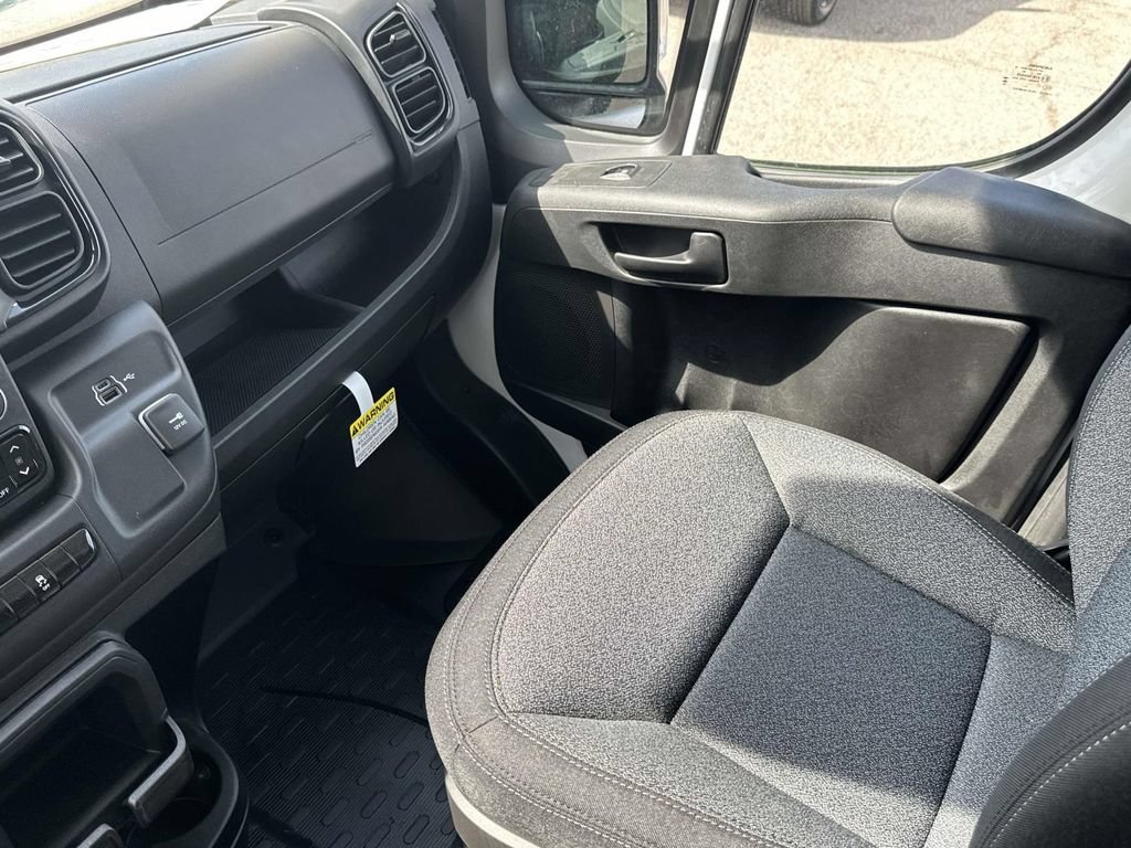 New 2026 RAM ProMaster 1500 w/ Convenience Group FWD image 21