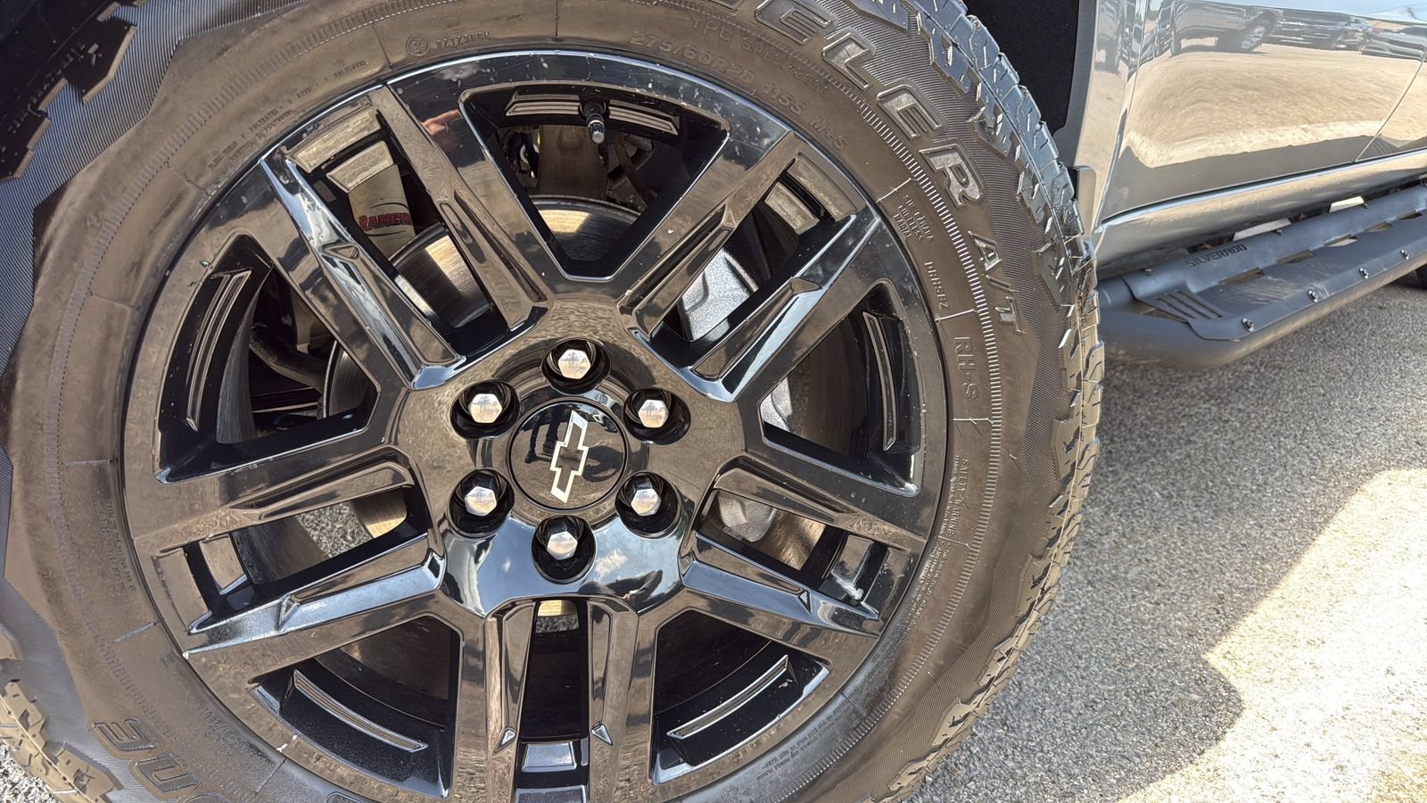 Used 2026 Chevrolet Silverado 1500 LT Trail Boss w/ Convenience Package II AWD/4WD image 30