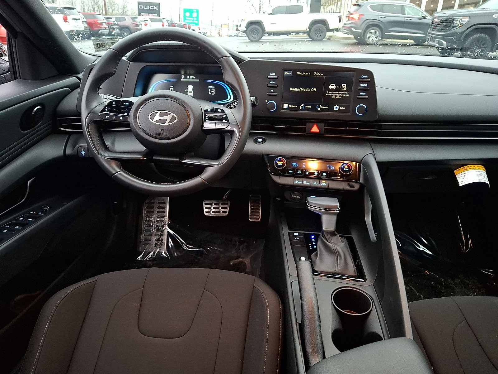 Used 2025 Hyundai Elantra Sport w/ Cargo Package image 15