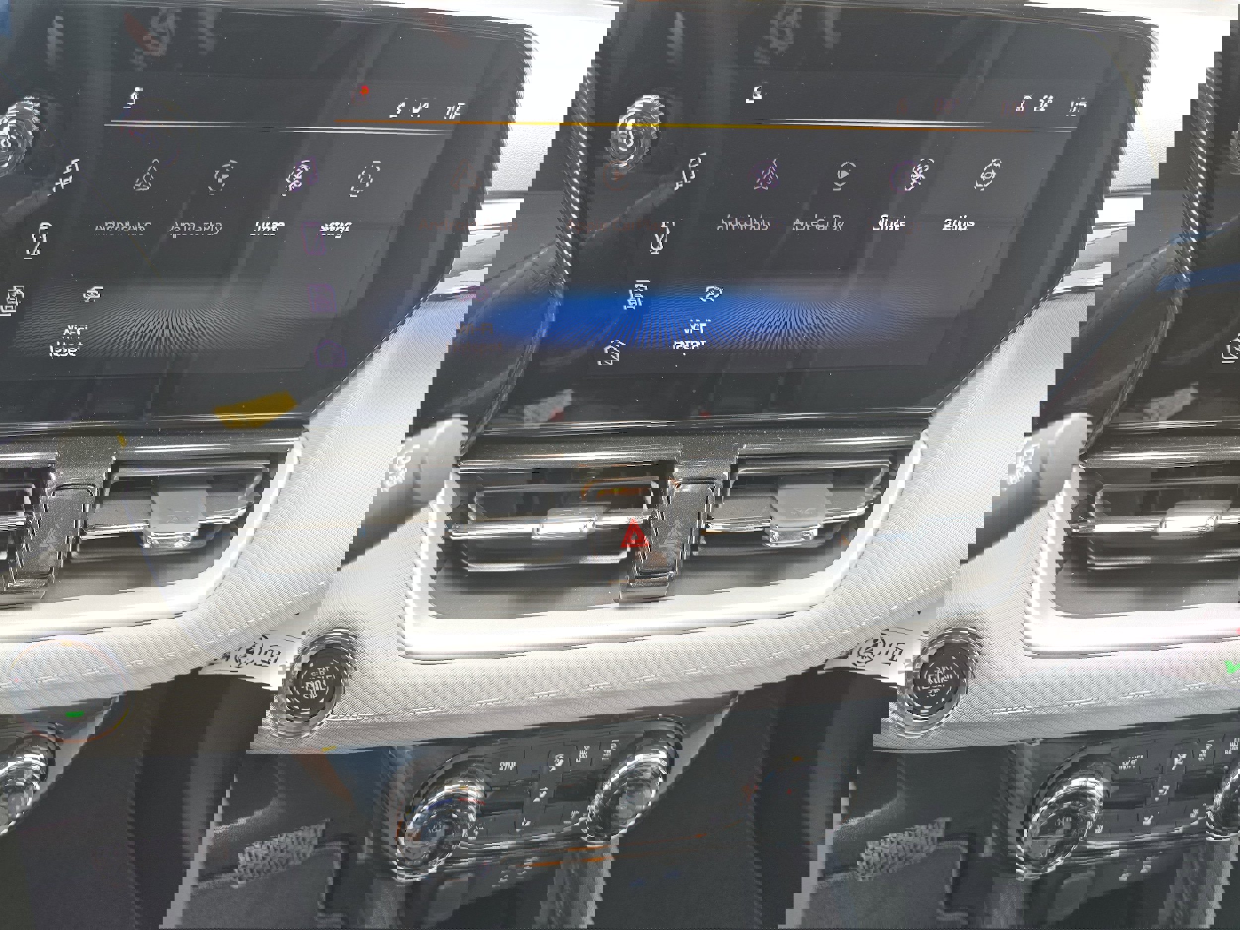 New 2025 Chevrolet TrailBlazer LT w/ Convenience Package image 14