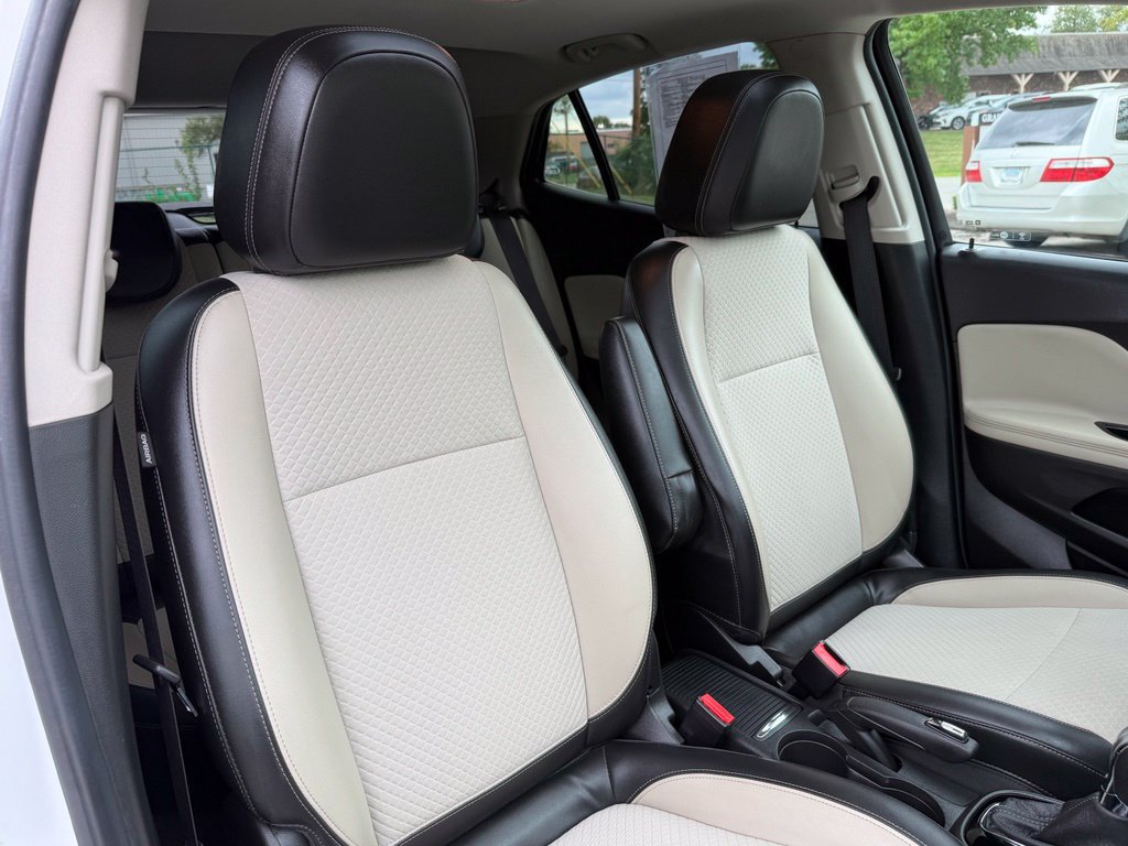 Used 2018 Buick Encore Preferred FWD image 17