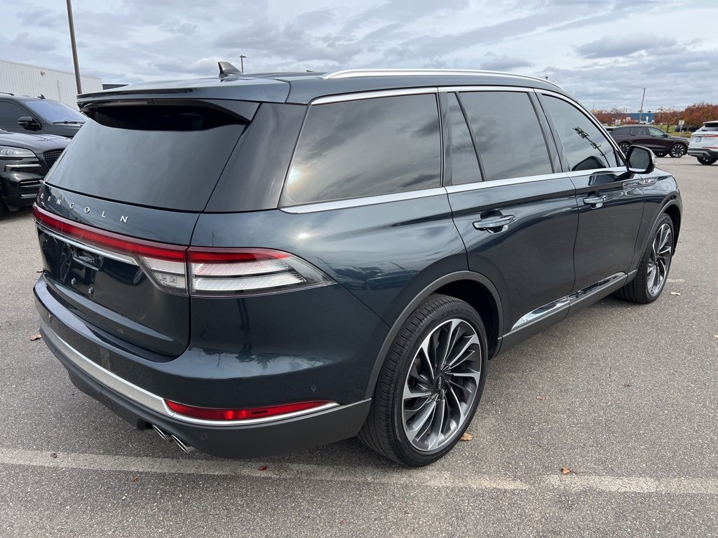 Certified 2022 Lincoln Aviator Reserve w/ Equipment Group 201A image 6