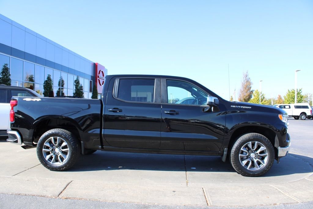 Used 2023 Chevrolet Silverado 1500 LT image 6