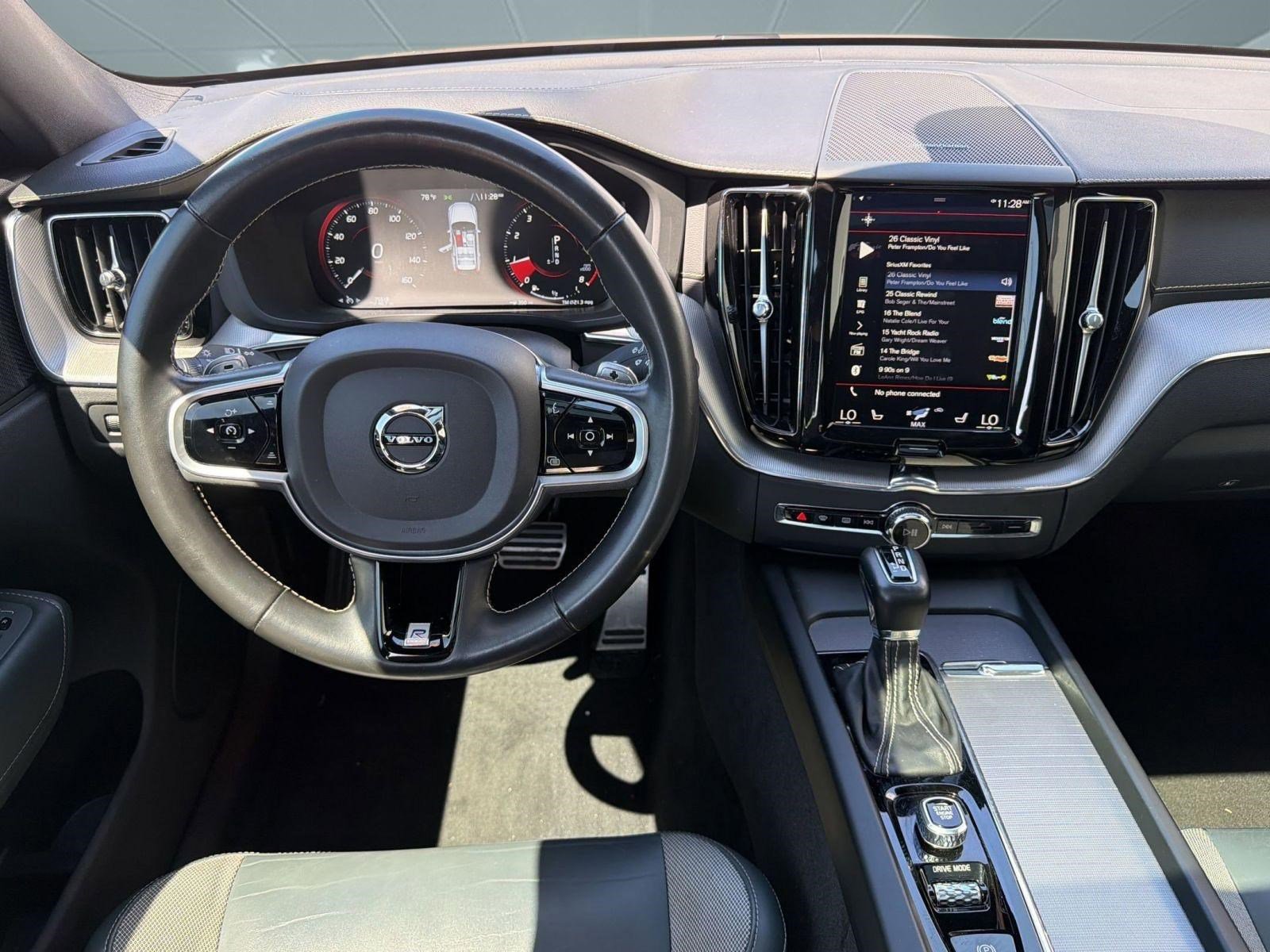 Used 2020 Volvo XC60 T5 R-Design w/ Protection Package Premier AWD/4WD image 26