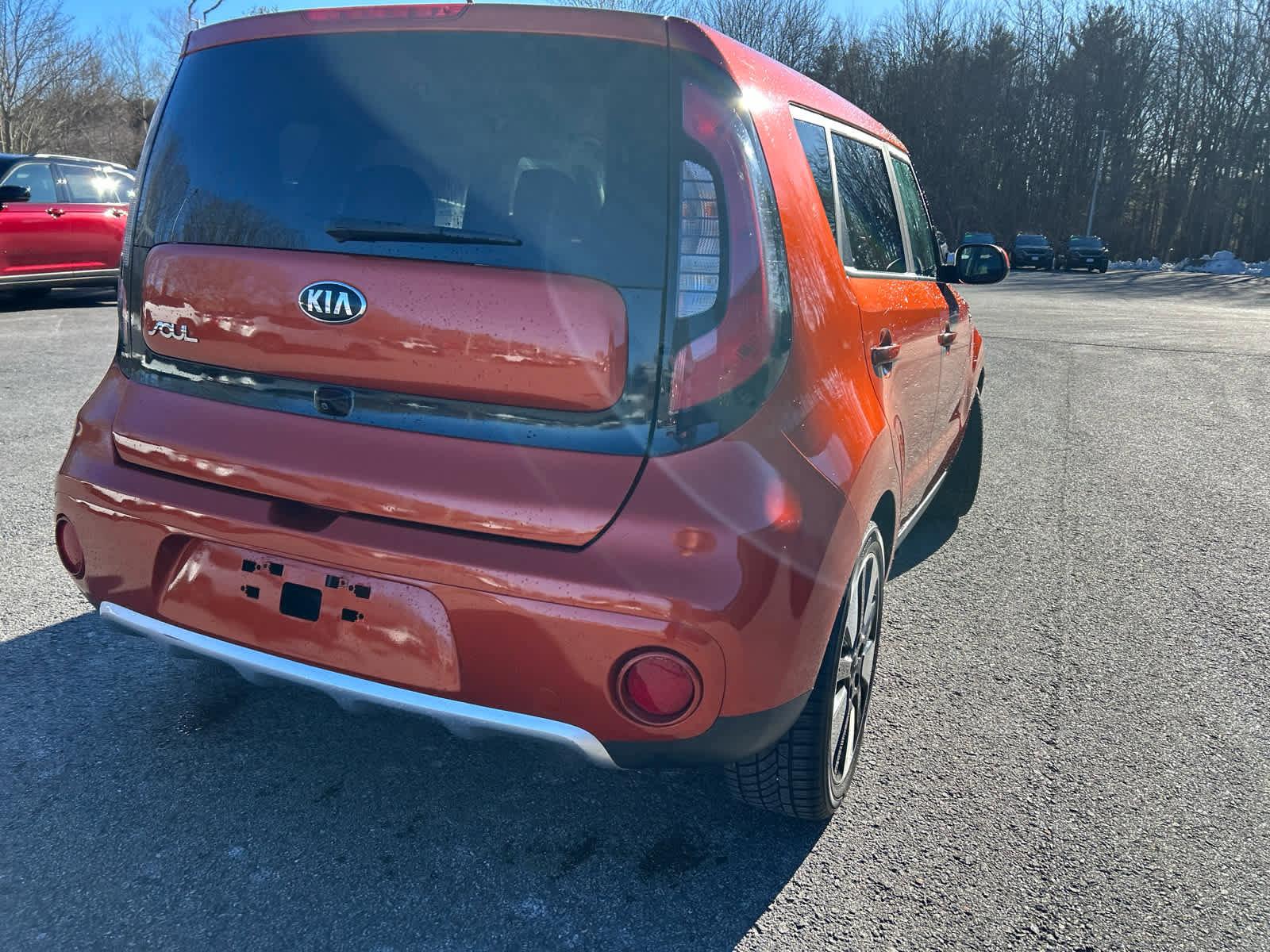 Used 2018 Kia Soul + image 9