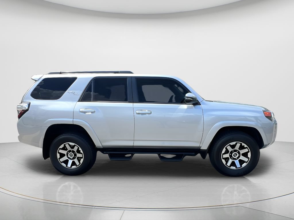 Used 2023 Toyota 4Runner TRD Off-Road Premium w/ Moonroof Package AWD/4WD image 4