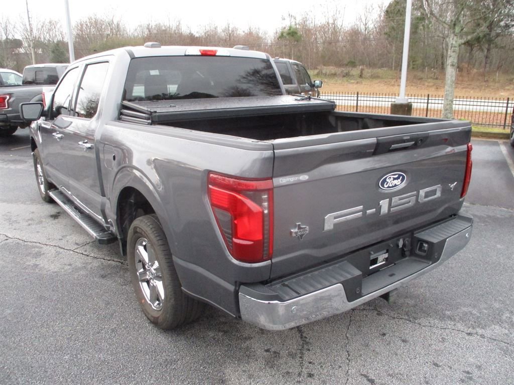 Used 2024 Ford F150 XLT image 3