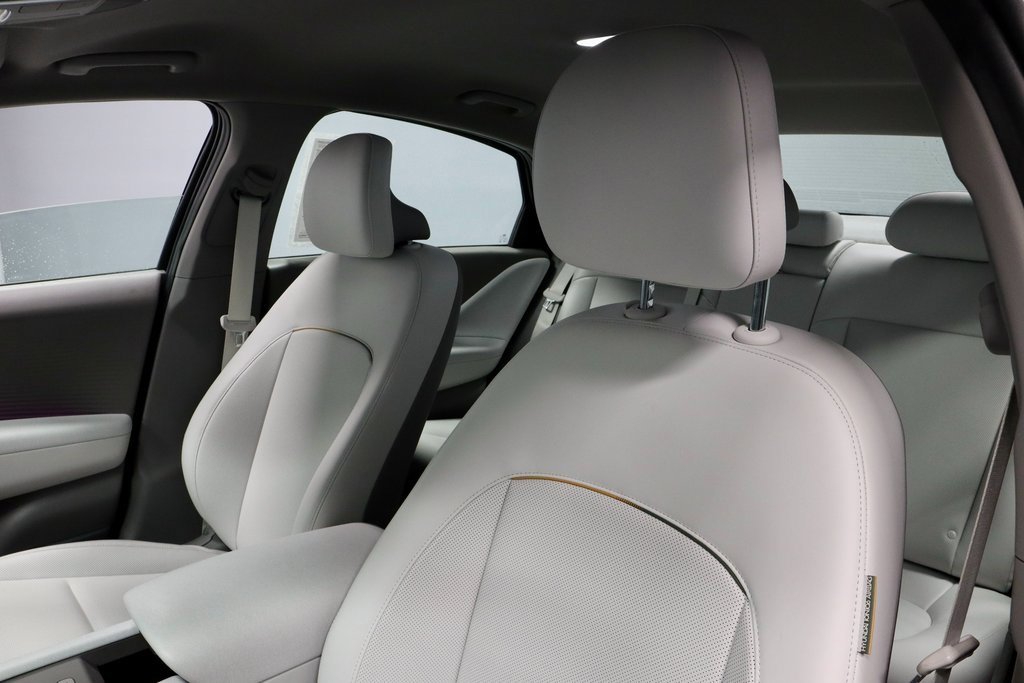 Certified 2024 Hyundai Ioniq 6 SEL image 27