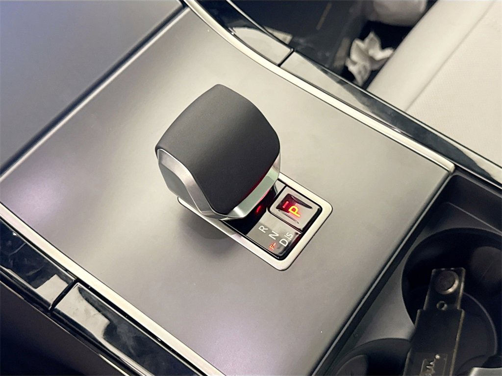 New 2026 Land Rover Range Rover Velar S image 15