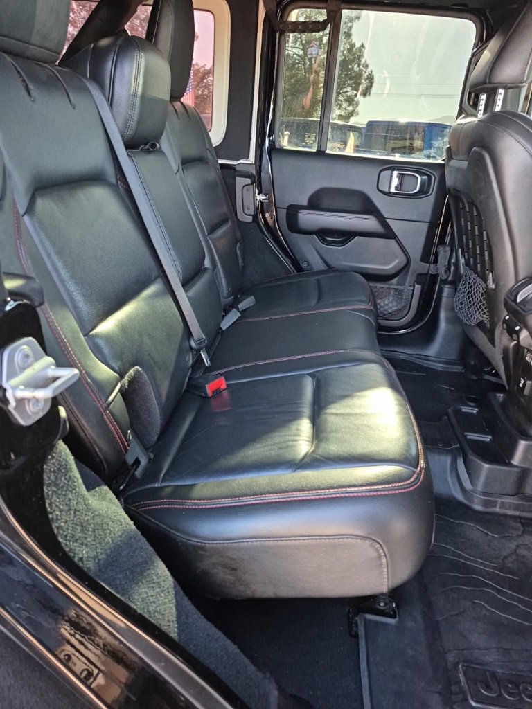 Used 2018 Jeep Wrangler Unlimited Rubicon image 27