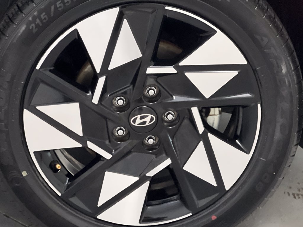 Used 2025 Hyundai Kona SEL FWD image 65
