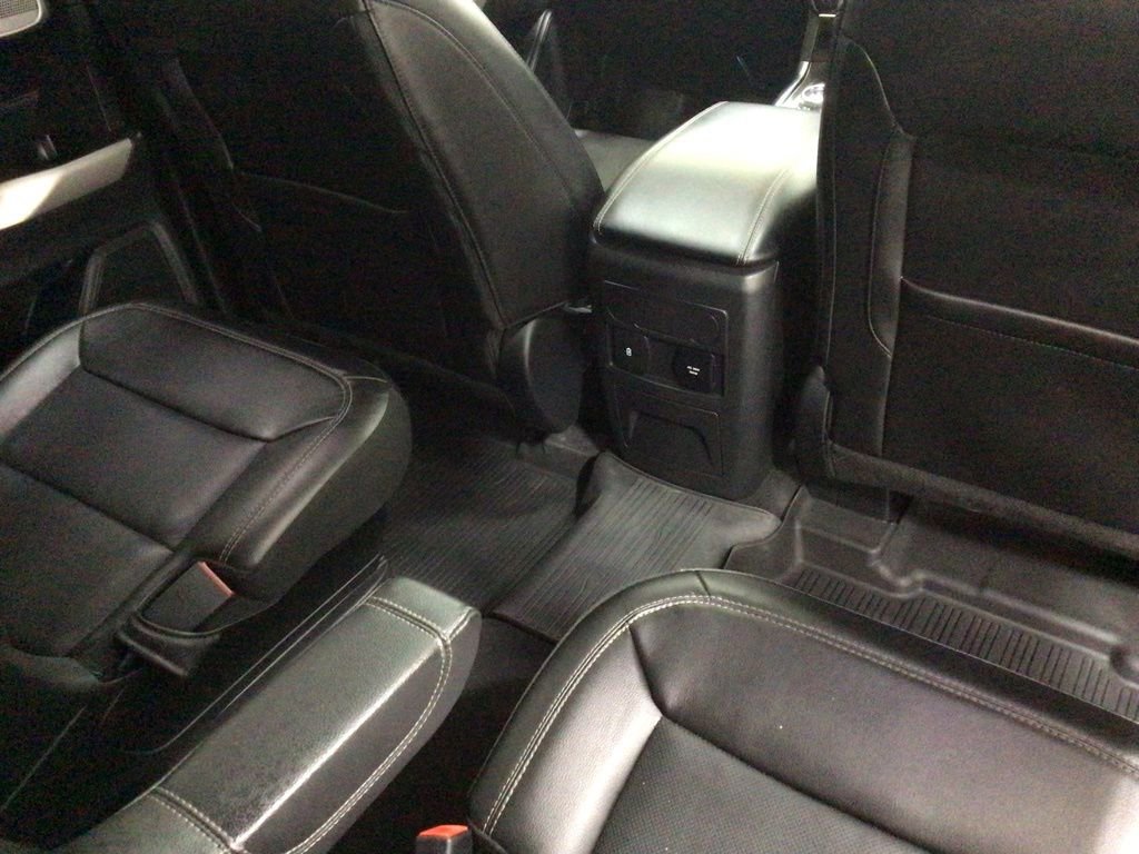 Used 2022 Ford Explorer Limited image 35