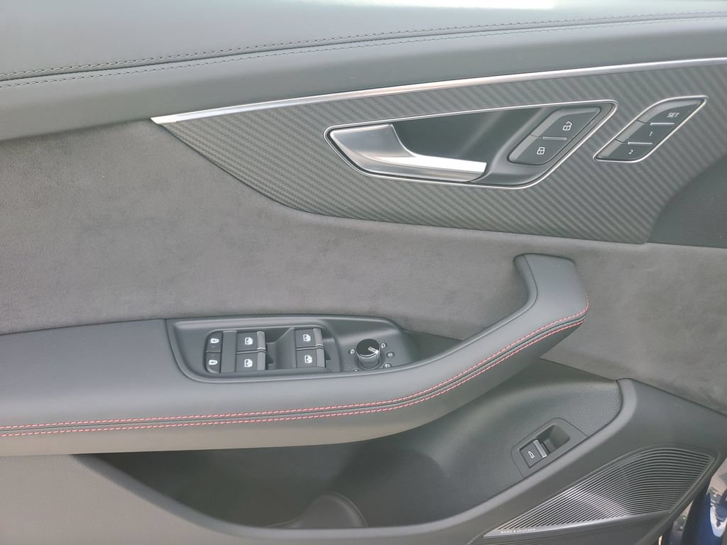 Certified 2024 Audi RS Q8 AWD/4WD image 25