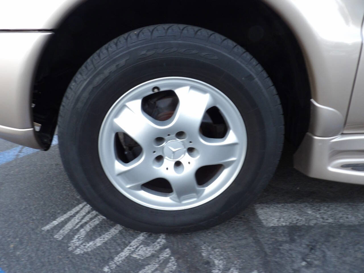 Used 2002 Mercedes-Benz ML 320 4MATIC image 14