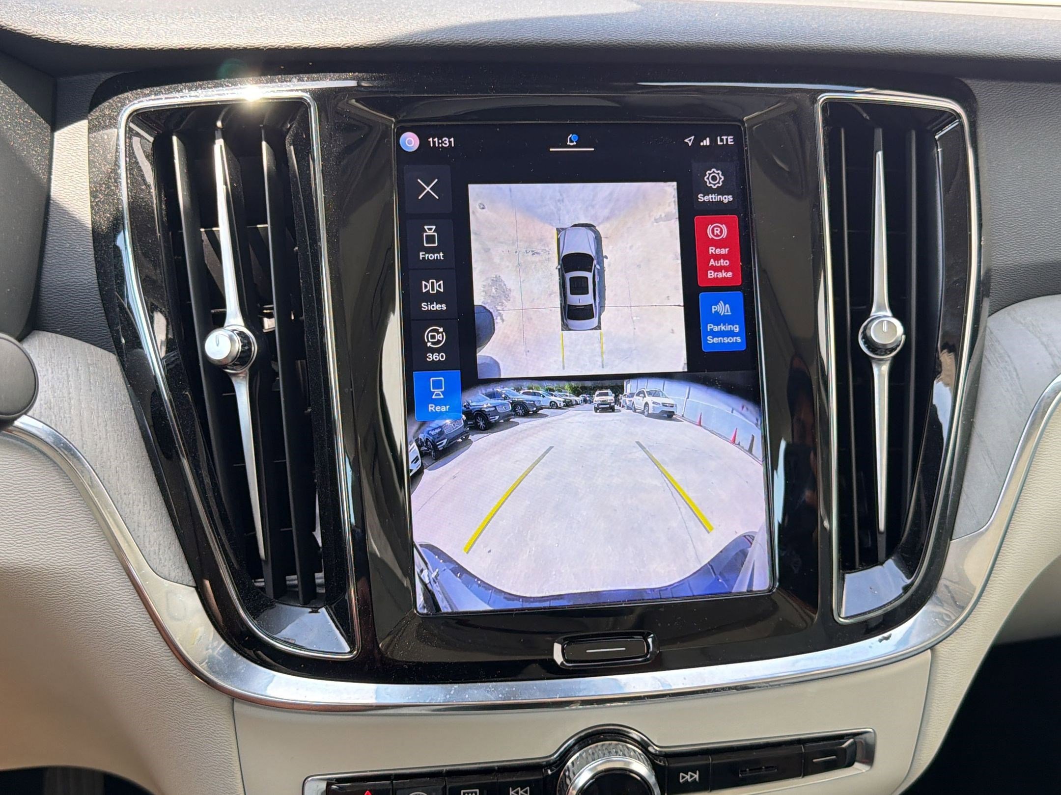 Used 2024 Volvo S60 T8 Plus w/ Climate Package image 23