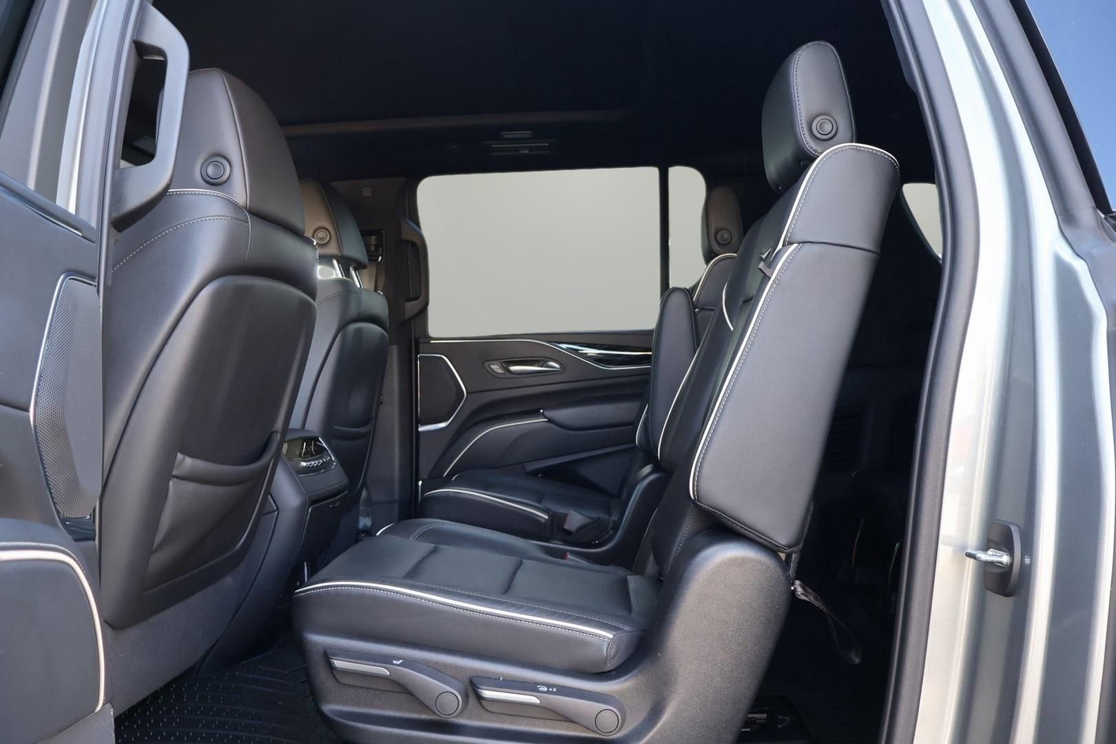 Certified 2023 Cadillac Escalade ESV Sport w/ LPO, ONYX Package image 14