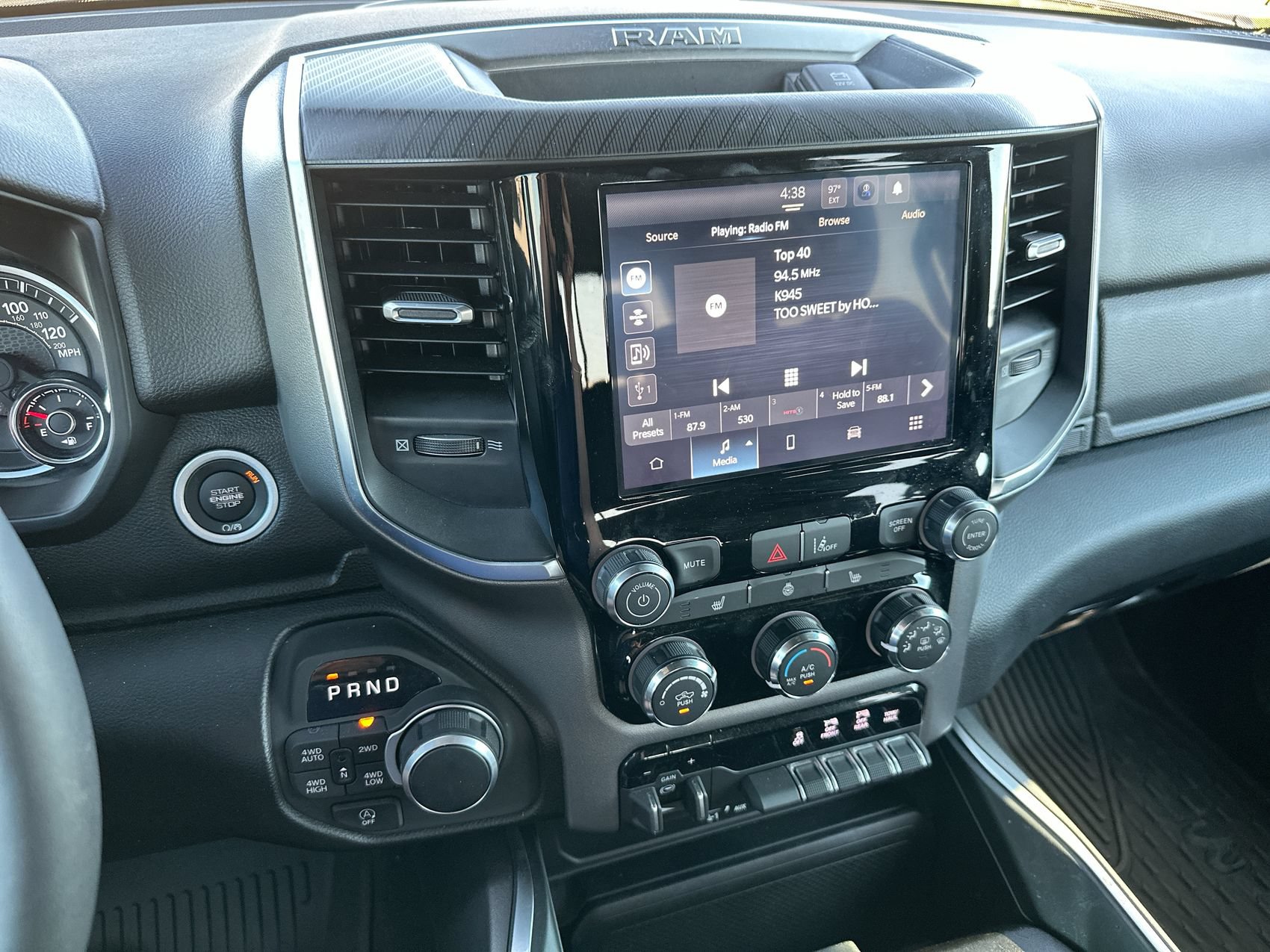 Used 2025 RAM 1500 Lone Star AWD/4WD image 16